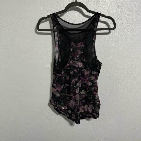 Lululemon floral tank top size small - Picture 3 of 4
